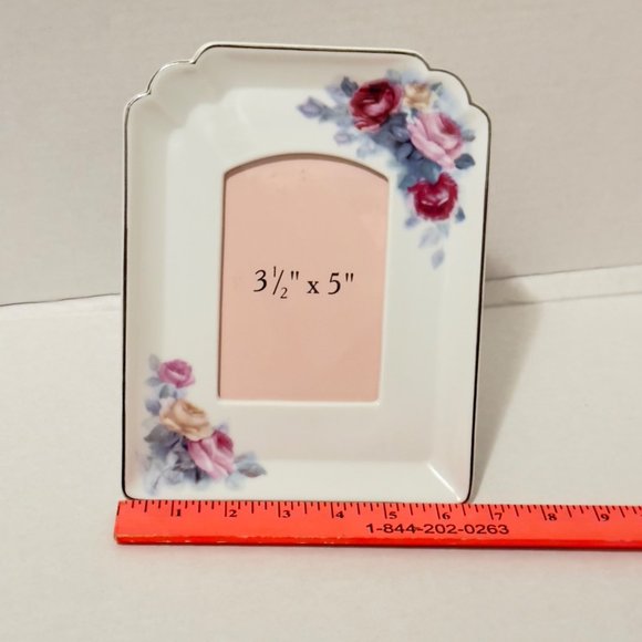 AVON Vint. Rose Vanity Collection Photo Frame Holds 3 1/2 x 5 Picture Hang/Stand - Picture 4 of 9
